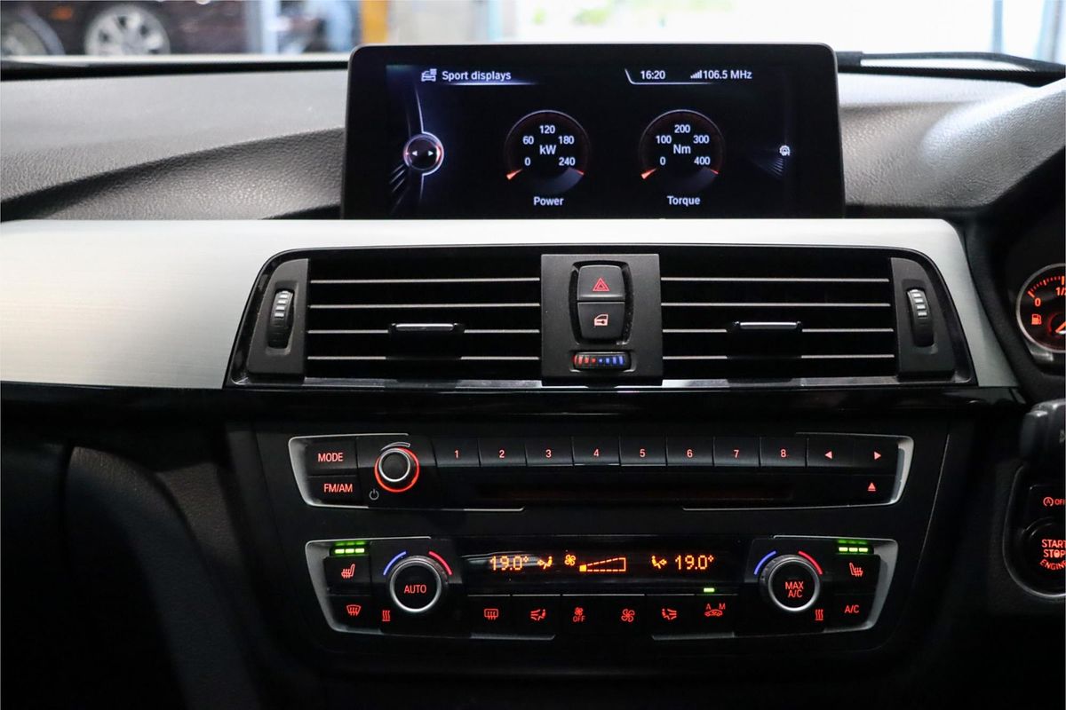 2015 BMW 3 Series 328i M Sport F30