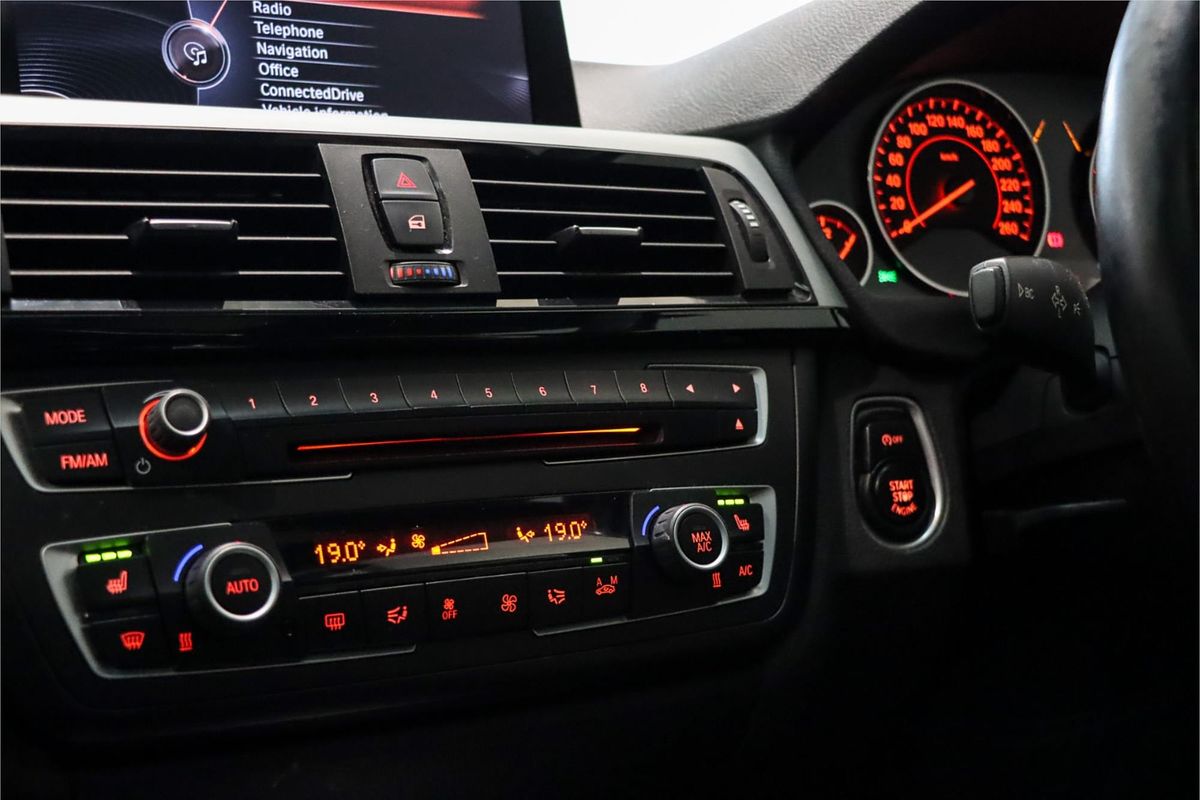 2015 BMW 3 Series 328i M Sport F30