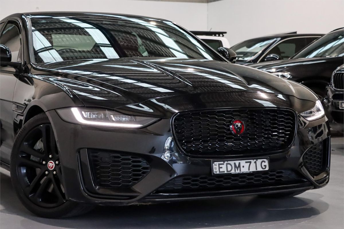 2019 Jaguar XE P300 R-Dynamic SE X760