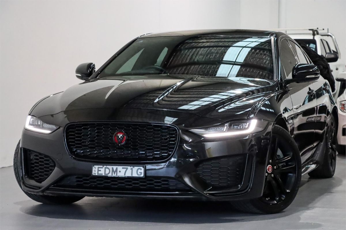 2019 Jaguar XE P300 R-Dynamic SE X760