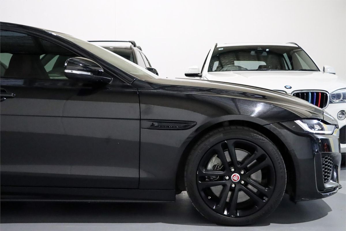 2019 Jaguar XE P300 R-Dynamic SE X760
