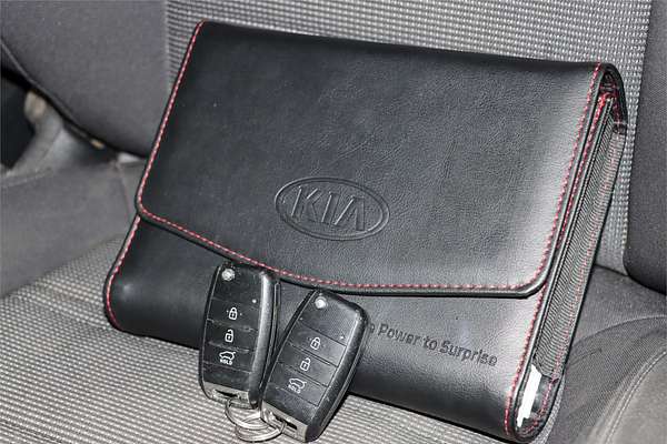 2016 Kia Sorento Si UM