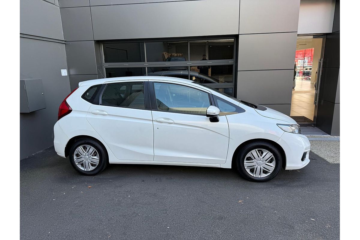 2017 Honda Jazz VTi GF