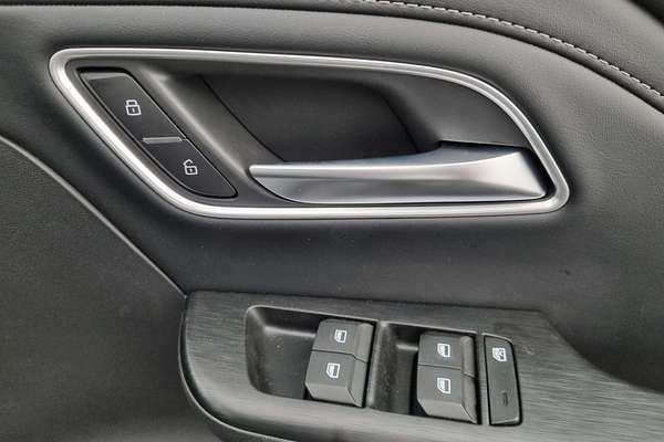 2025 MG ZS Essence ZS32