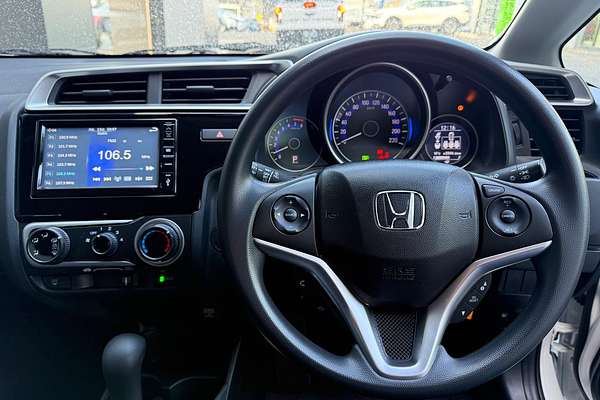 2017 Honda Jazz VTi GF