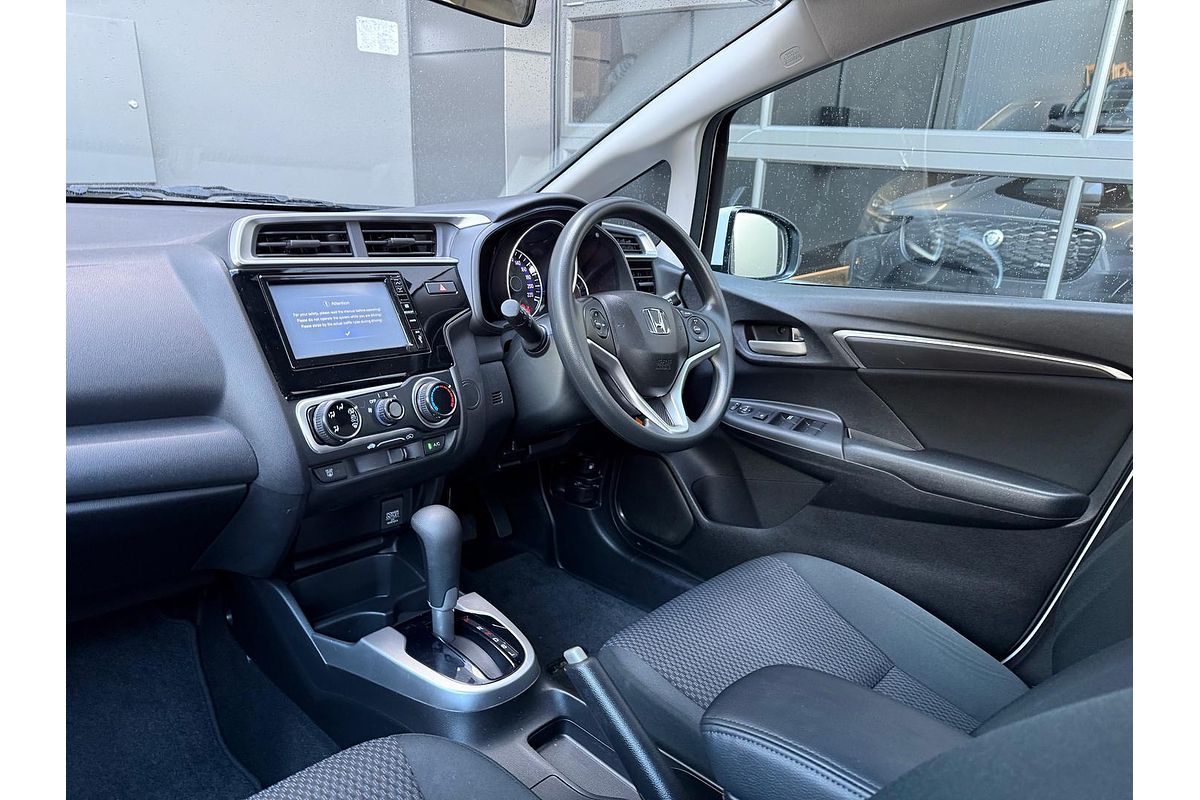 2017 Honda Jazz VTi GF