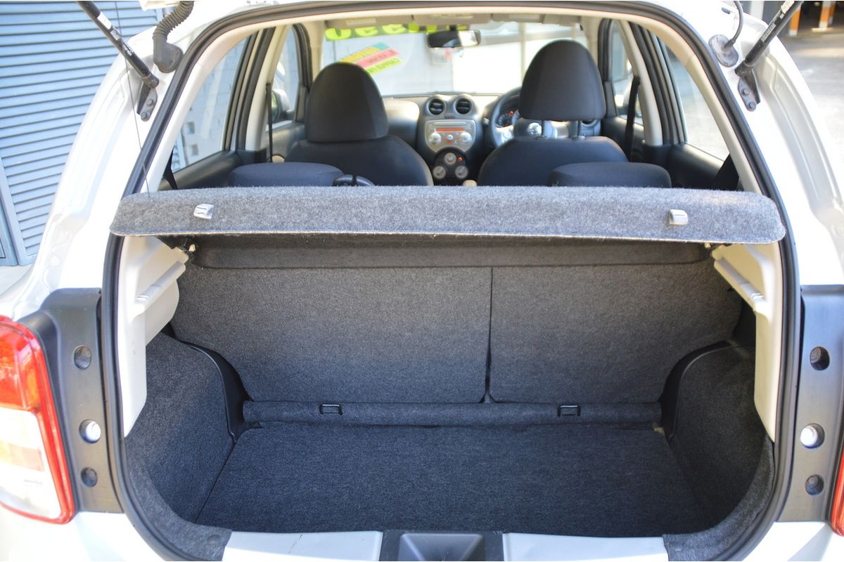 2014 Nissan Micra ST K13