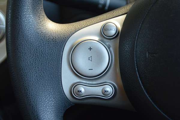 2014 Nissan Micra ST K13
