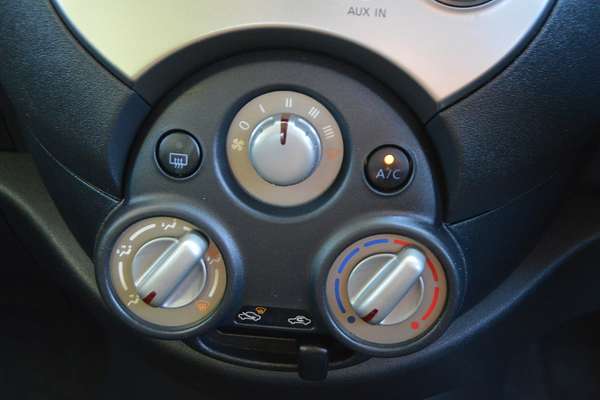 2014 Nissan Micra ST K13
