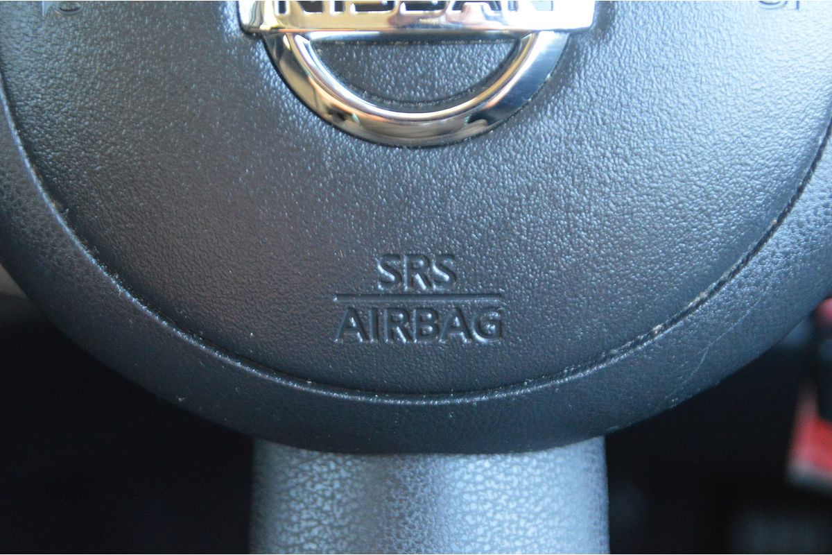 2014 Nissan Micra ST K13