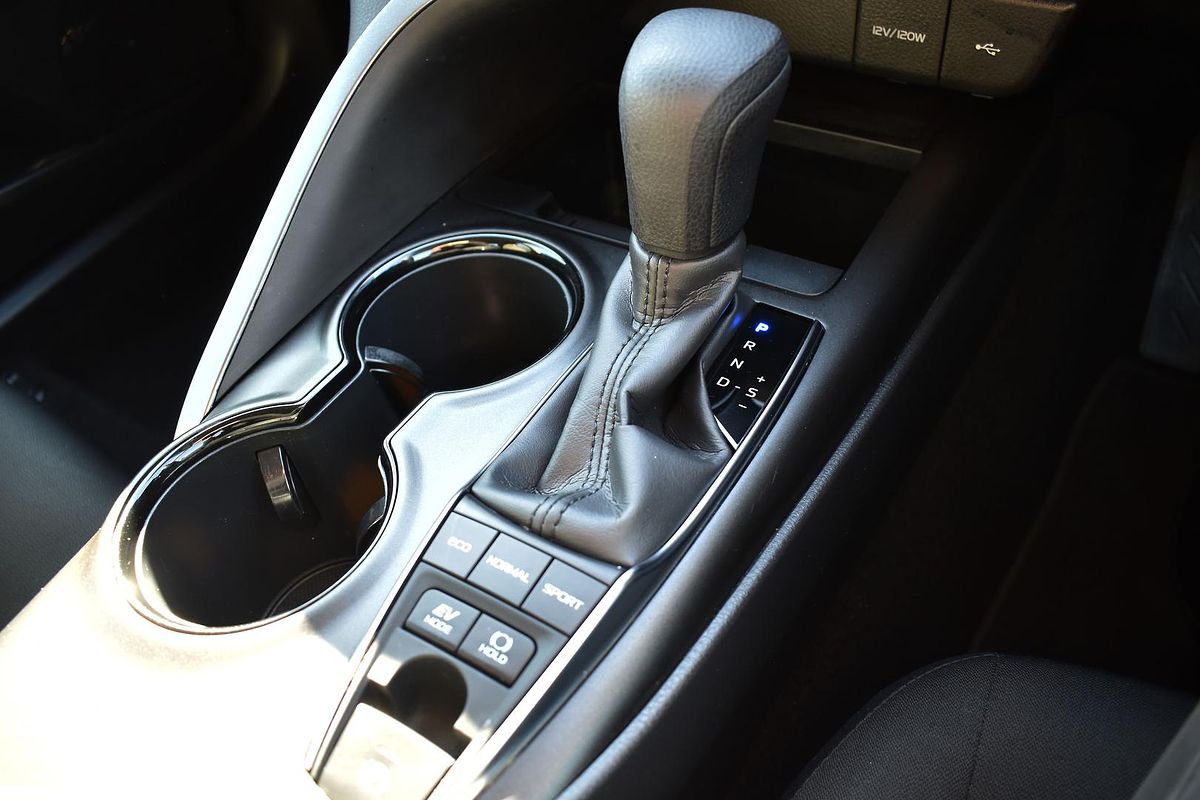 2024 Toyota Camry Ascent AXVH70R