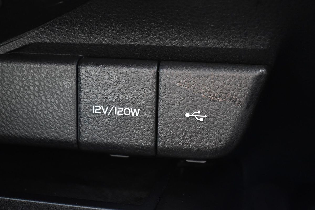 2024 Toyota Camry Ascent AXVH70R