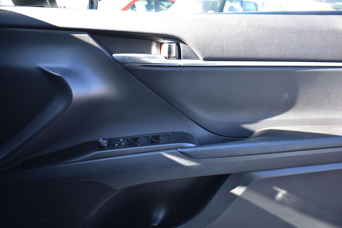 2024 Toyota Camry Ascent AXVH70R