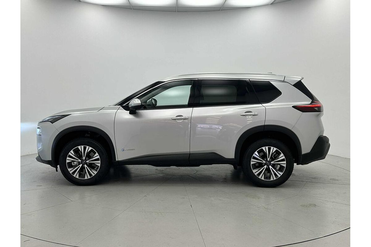 2025 Nissan X-TRAIL ST-L e-POWER T33