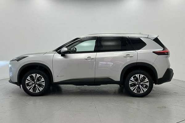 2025 Nissan X-TRAIL ST-L e-POWER T33