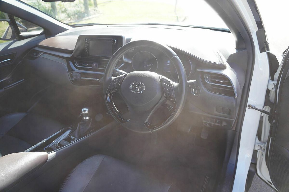 2018 Toyota C-HR Koba (2WD) NGX10R