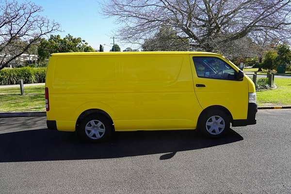 2013 Toyota Hiace KDH201R LWB