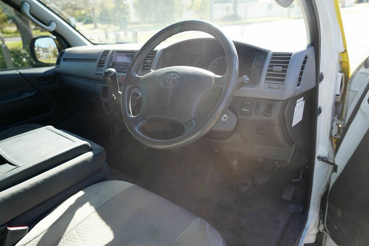2013 Toyota Hiace KDH201R LWB