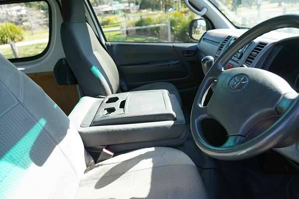 2013 Toyota Hiace KDH201R LWB