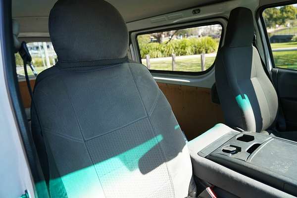 2013 Toyota Hiace KDH201R LWB