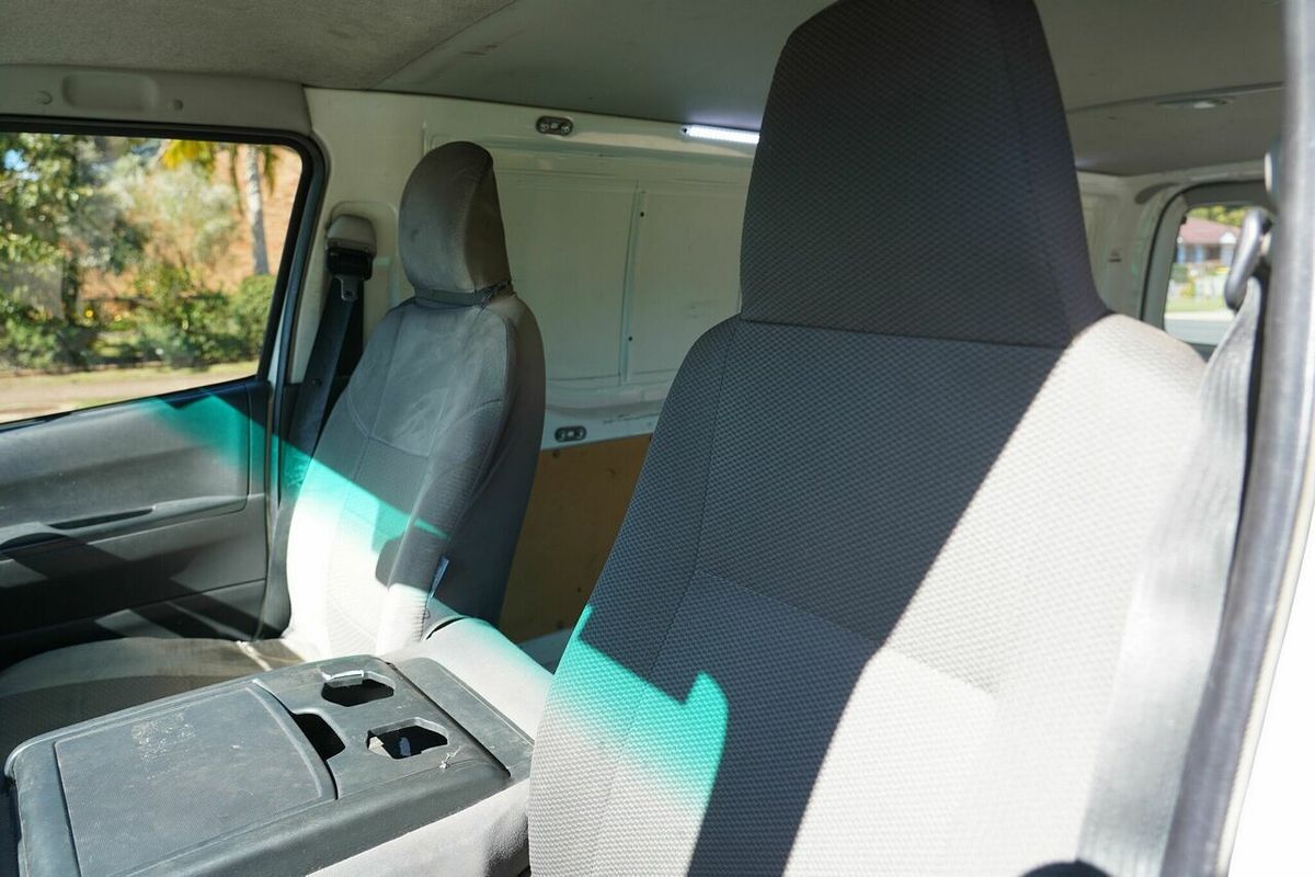 2013 Toyota Hiace KDH201R LWB