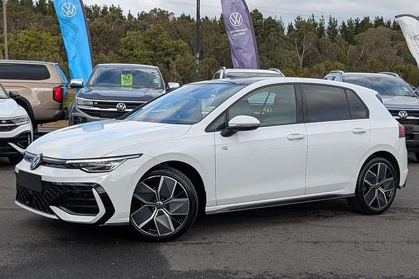 2025 Volkswagen Golf 110TSI R-Line 8.5