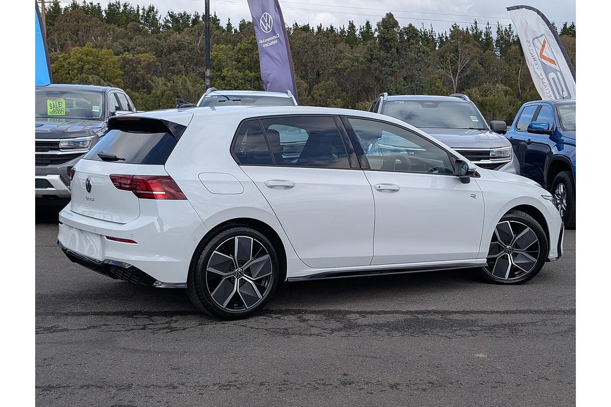 2025 Volkswagen Golf 110TSI R-Line 8.5