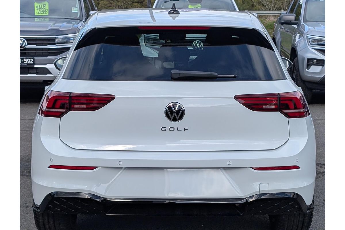 2025 Volkswagen Golf 110TSI R-Line 8.5