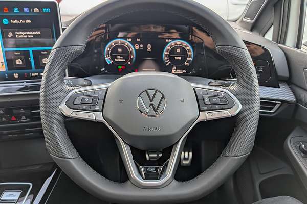 2025 Volkswagen Golf 110TSI R-Line 8.5