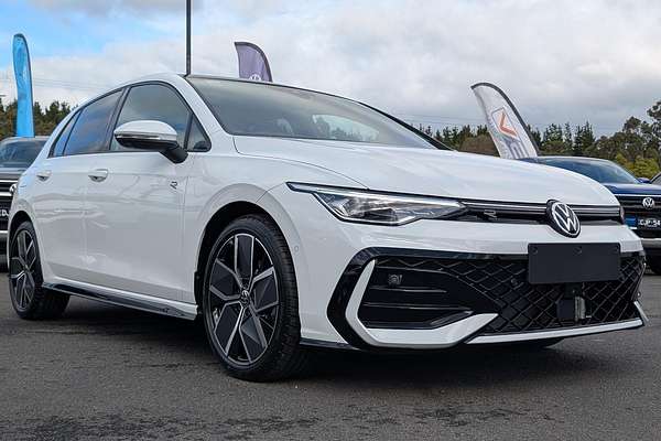 2025 Volkswagen Golf 110TSI R-Line 8.5