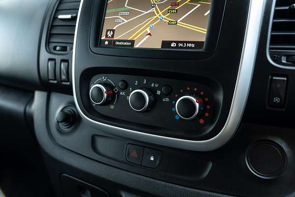 2020 Renault Trafic Premium 103kW X82 SWB