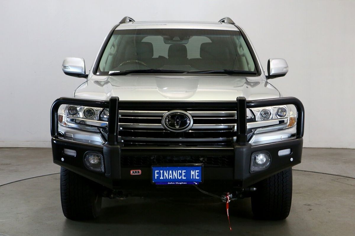 2019 Toyota Landcruiser Sahara VDJ200R
