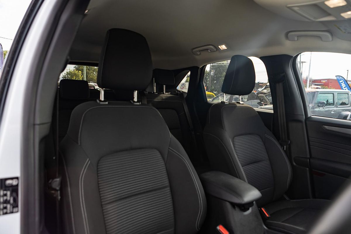 2021 Ford Escape ST-Line ZH
