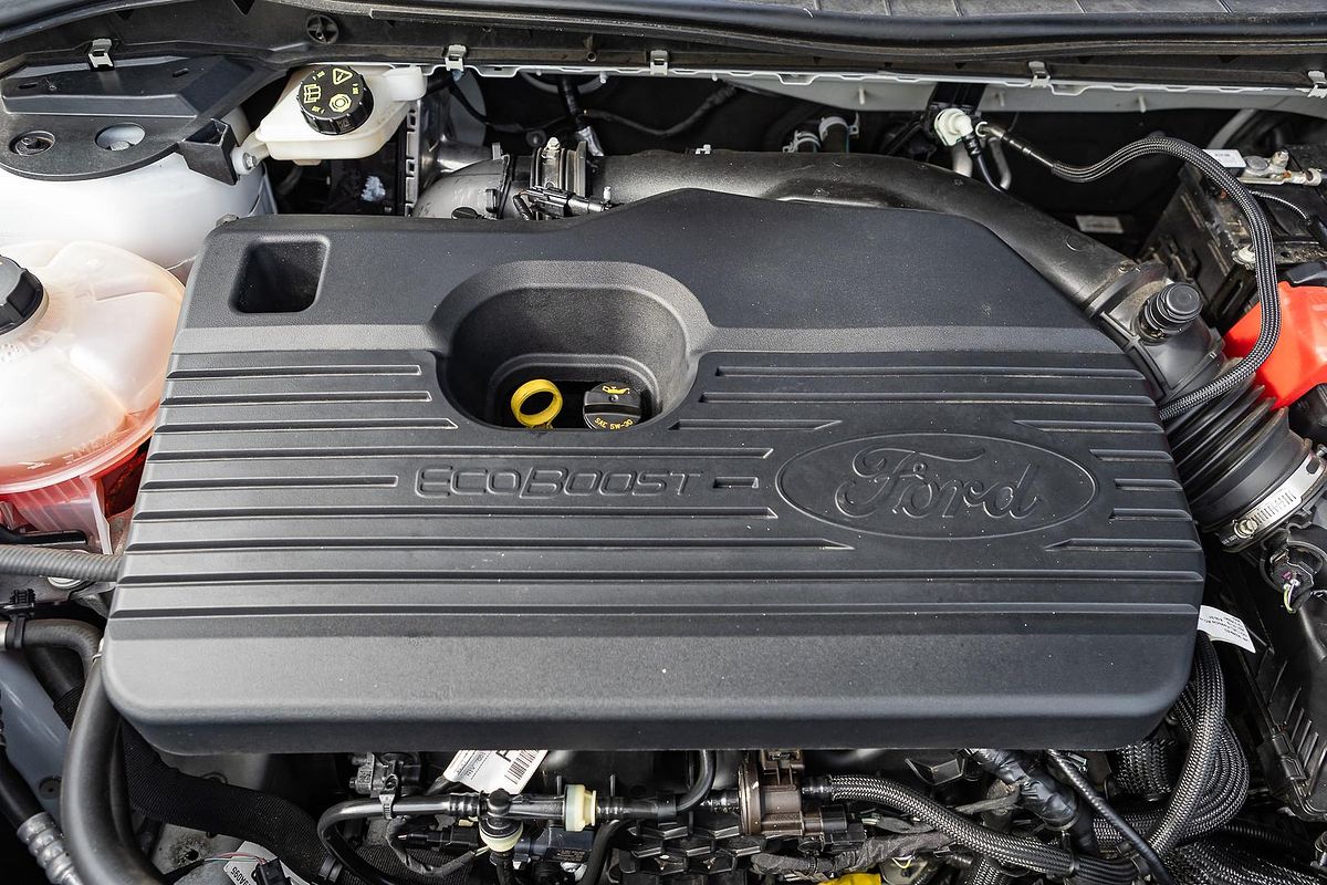 2021 Ford Escape ST-Line ZH