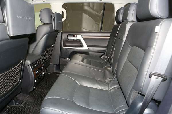 2019 Toyota Landcruiser Sahara VDJ200R