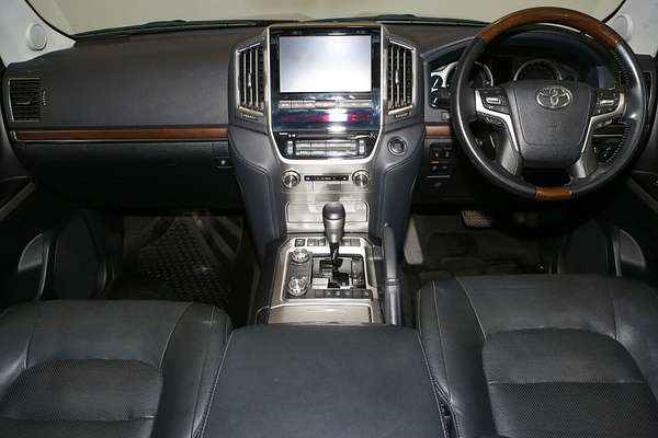 2019 Toyota Landcruiser Sahara VDJ200R