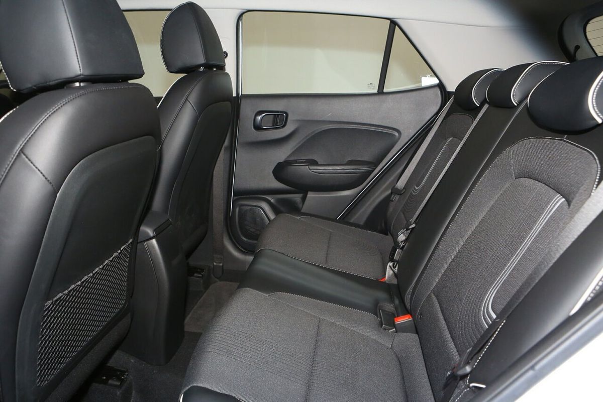 2023 Hyundai Venue Active QX.V5