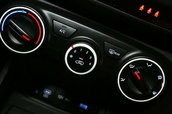 2023 Hyundai Venue Active QX.V5