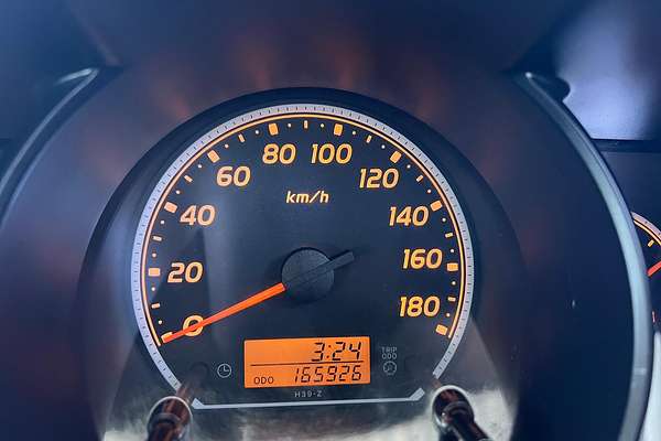 2011 Toyota Hiace Commuter KDH223R