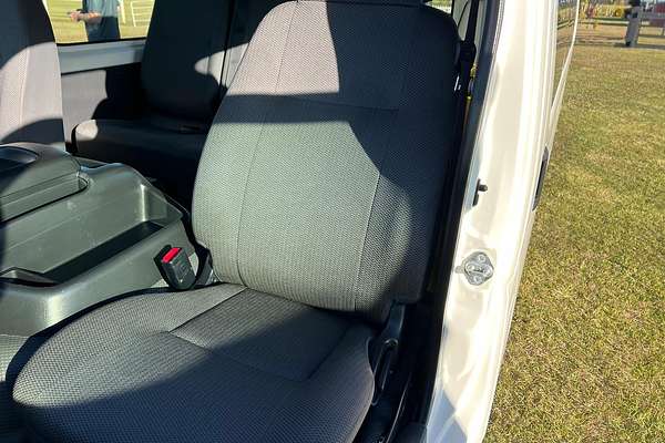2011 Toyota Hiace Commuter KDH223R