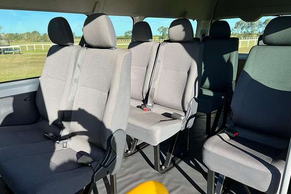 2011 Toyota Hiace Commuter KDH223R
