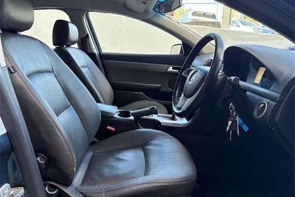 2010 Holden Commodore Omega VE