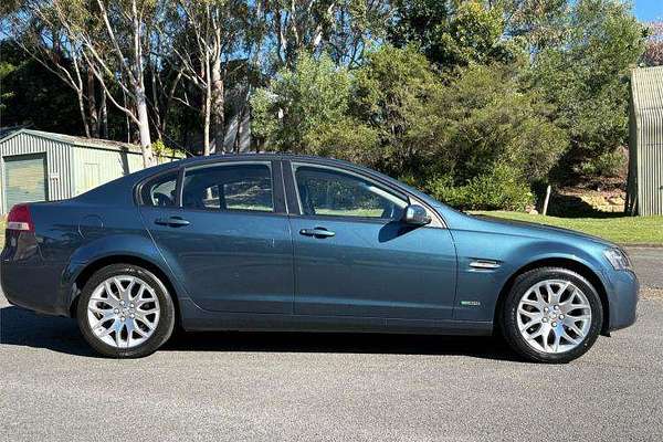 2010 Holden Commodore Omega VE