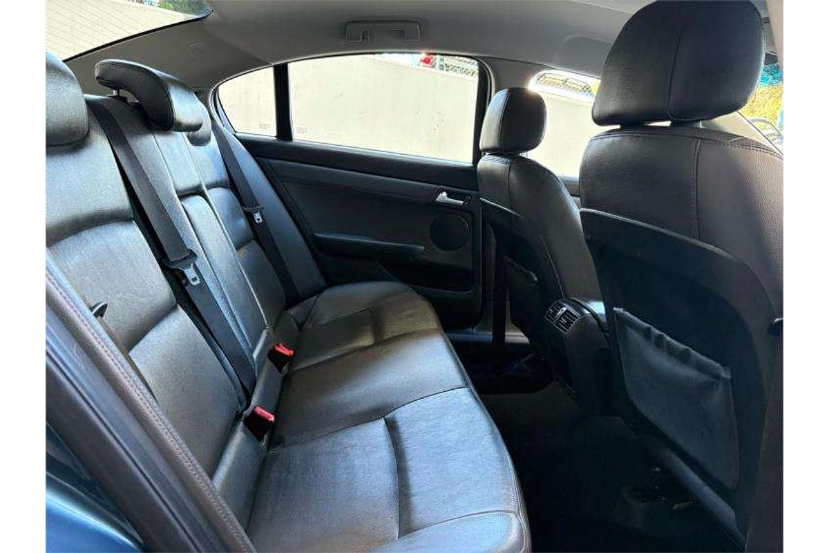2010 Holden Commodore Omega VE