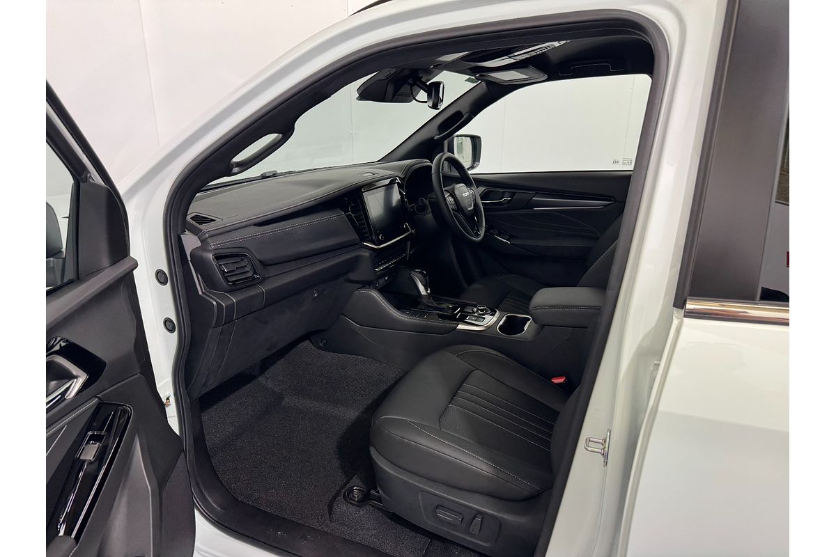 2025 Isuzu MU-X LS-T