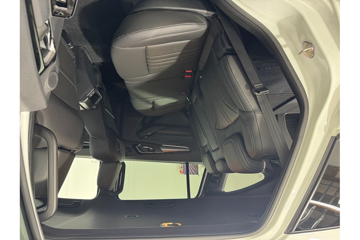 2025 Isuzu MU-X LS-T