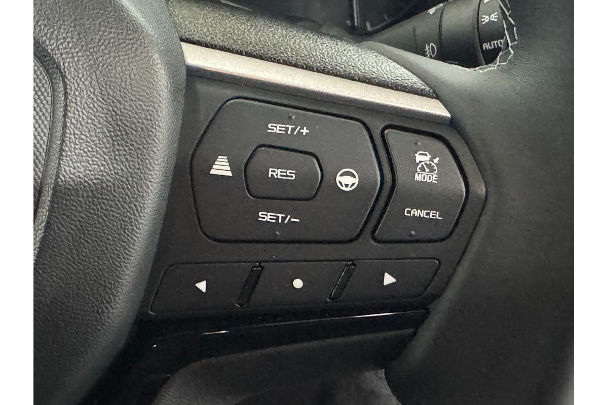 2025 Isuzu MU-X LS-T