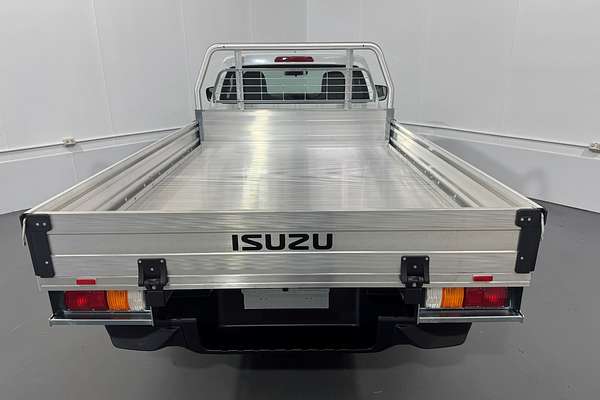 2025 Isuzu D-MAX SX High Ride Rear Wheel Drive