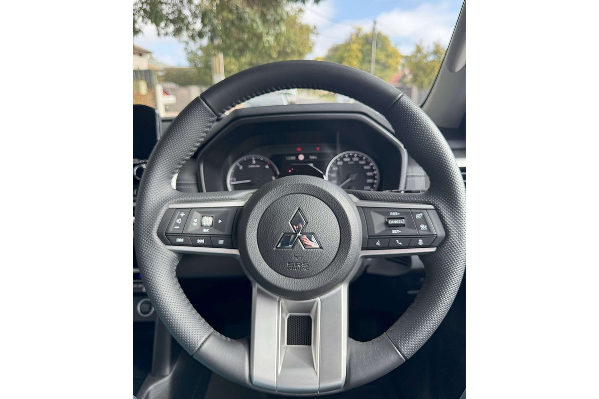 2024 Mitsubishi Triton GLS MV 4X4