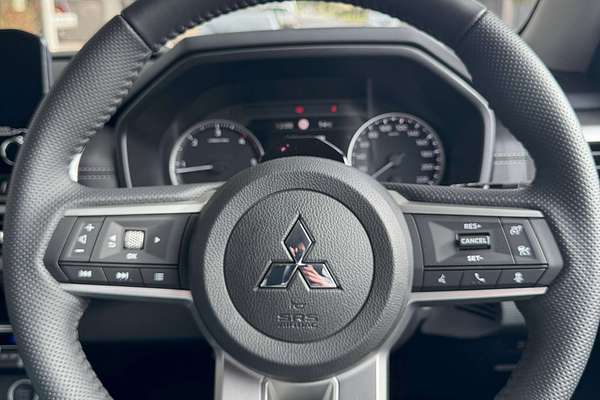 2024 Mitsubishi Triton GLS MV 4X4